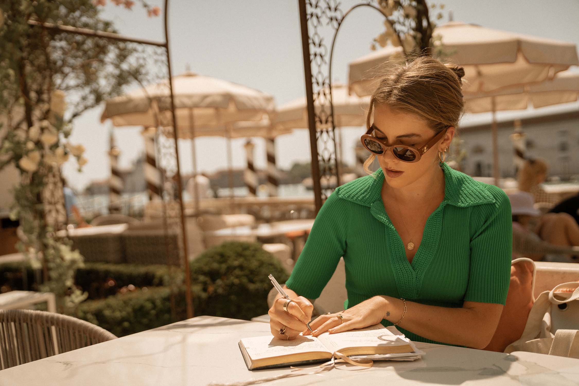 The Difference Between Feminine and Masculine Money Decisions: Why Saying Yes to Your Desires Feels So Hard