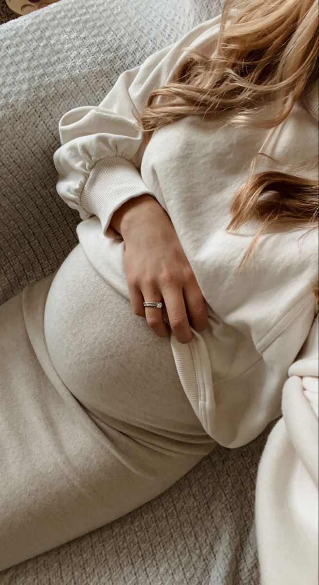 Unexplained Infertility: What Your Body Is Really Telling You & How To Heal It by Monica Yates