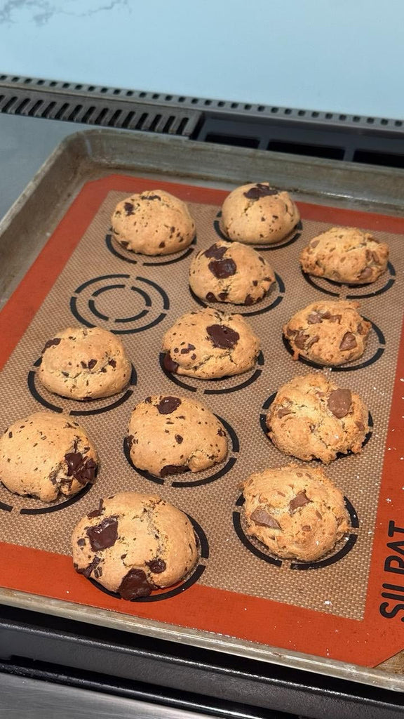 Gluten-Free Chocolate Chip Cookies (with Collagen)